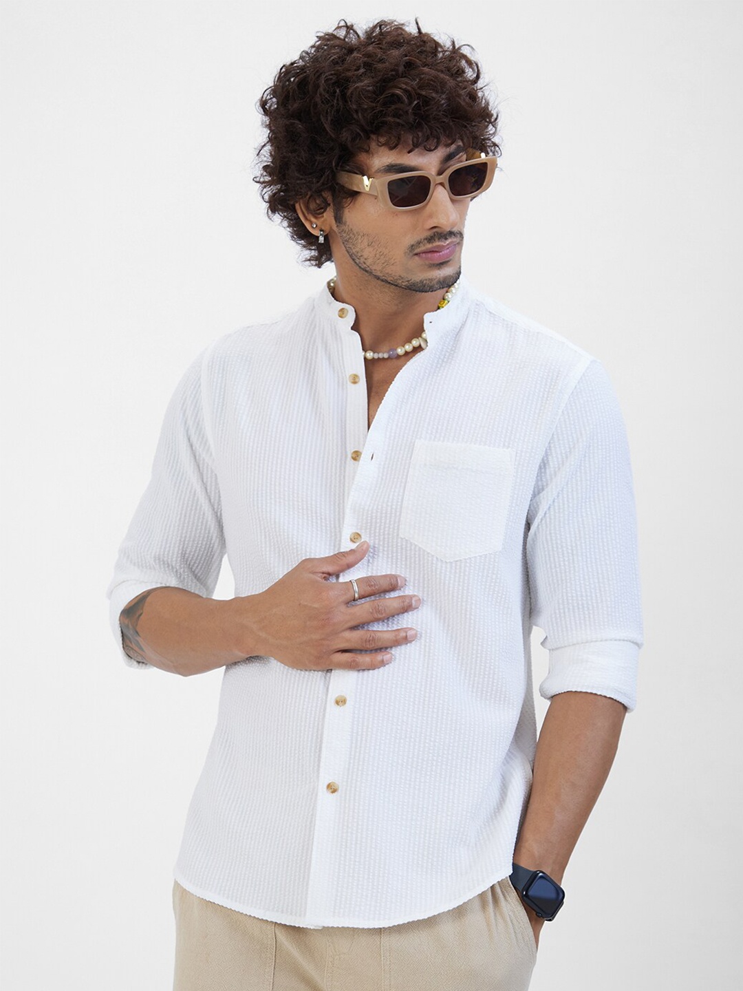 

VASTRADO Sport Textured Mandarin Collar Slim Fit Cotton Casual Seersucker Shirt, White
