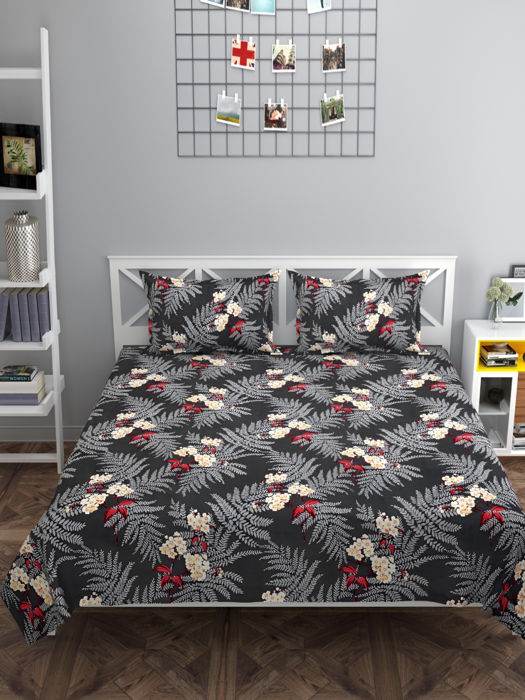 

FINE TEX WORLD Black & Red Floral 210 TC King Bedsheet with 2 Pillow Covers