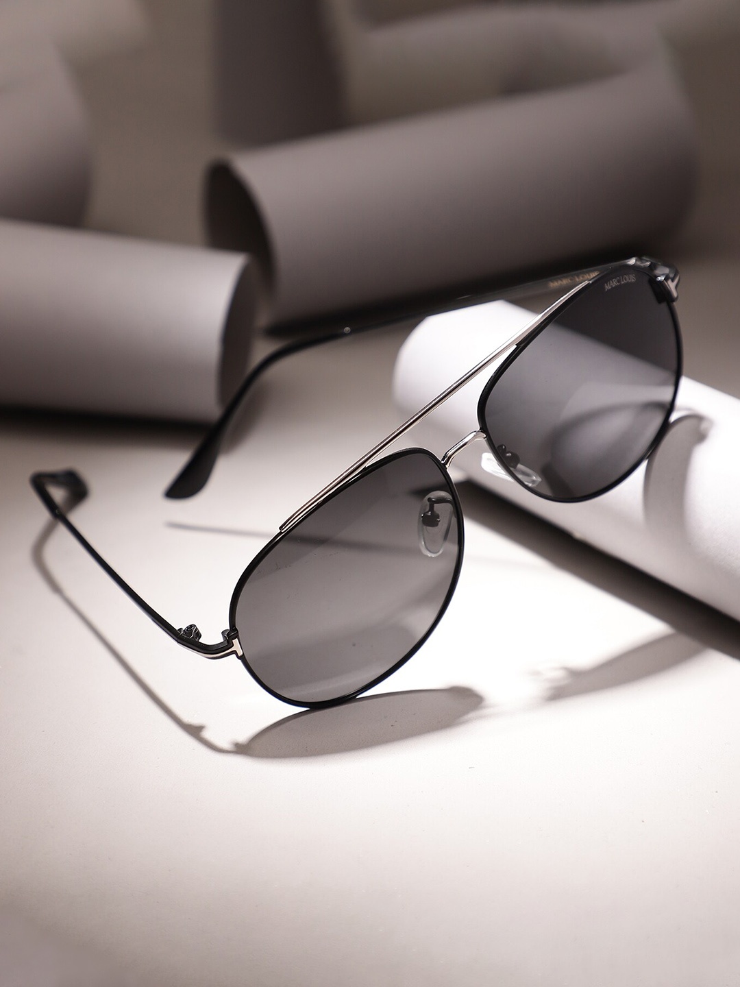 

MARC LOUIS Unisex Aviator Sunglasses with UV Protected Lens ML D8943 BLACK SILV ER SG, Grey