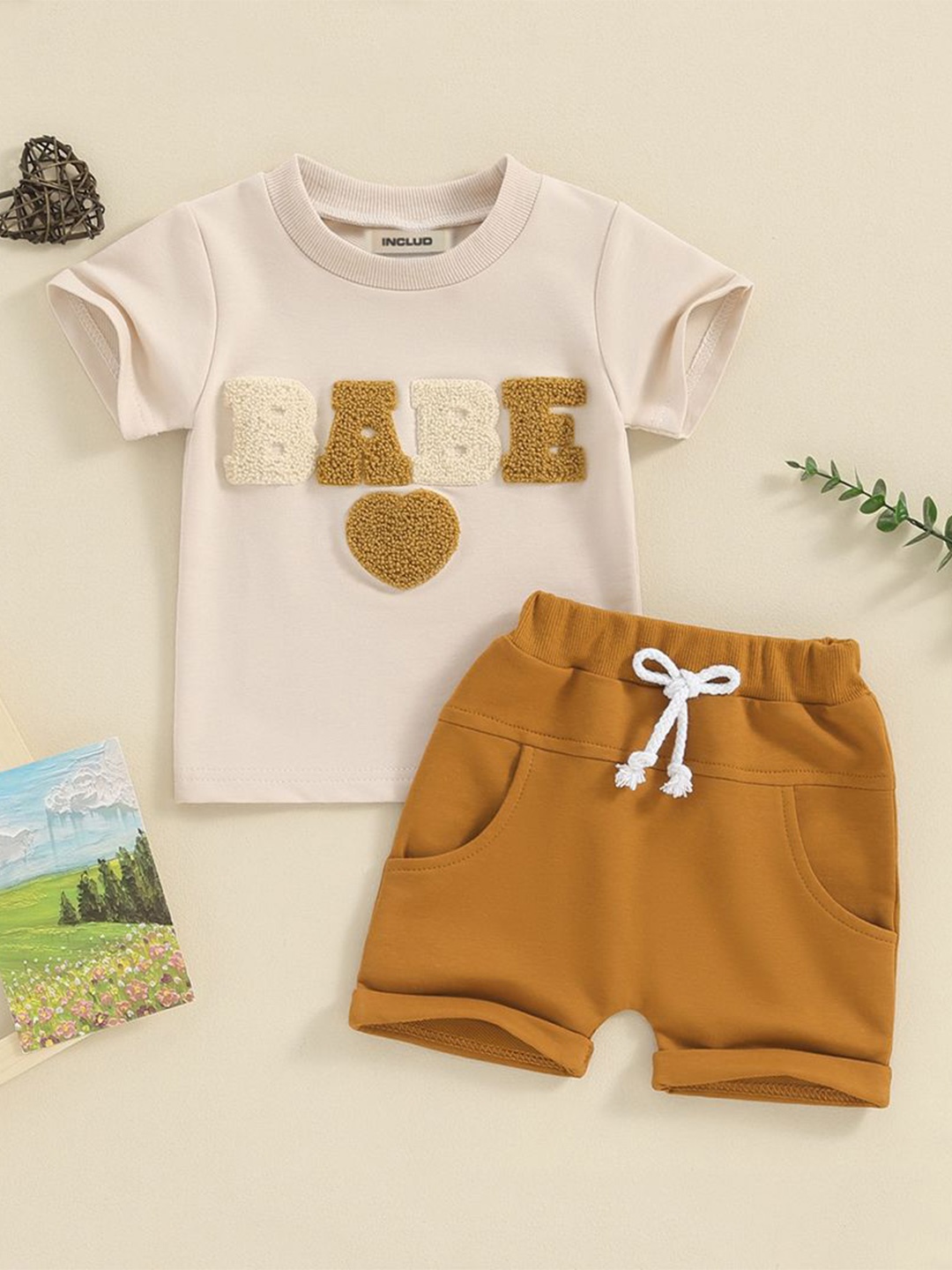 

INCLUD Girls Printed Round Neck Short Sleeves T-shirt with Shorts, Beige