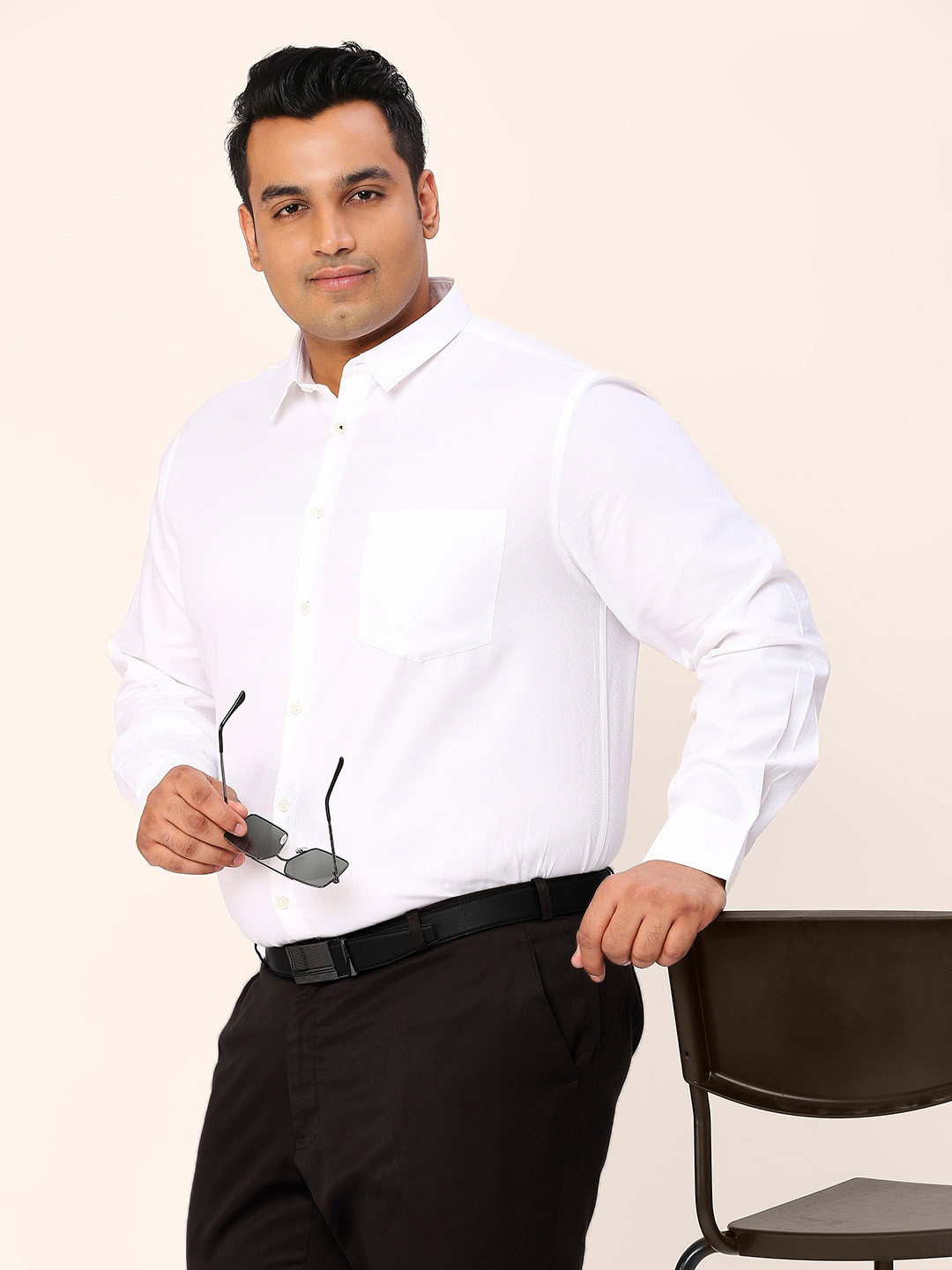 

Sztori Plus Size Relaxed Fit Spread Collar Pure Cotton Formal Shirt, White