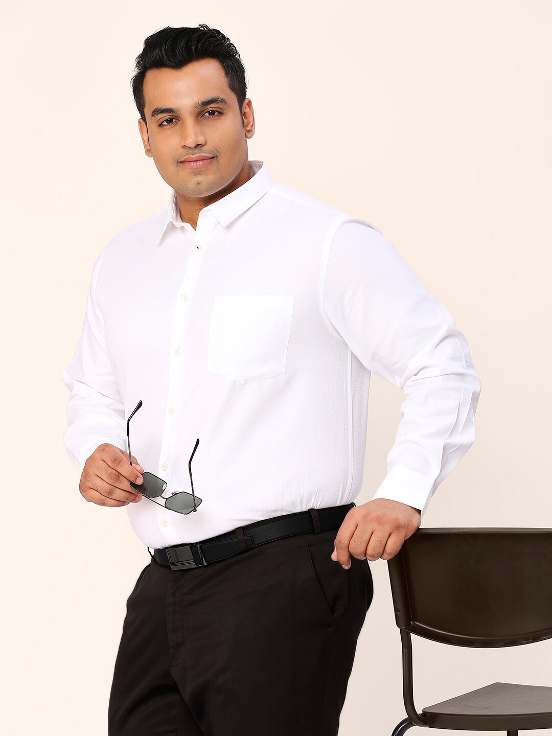 

Sztori Plus Size Relaxed Fit Pure Cotton Spread Collar Formal Shirt, White