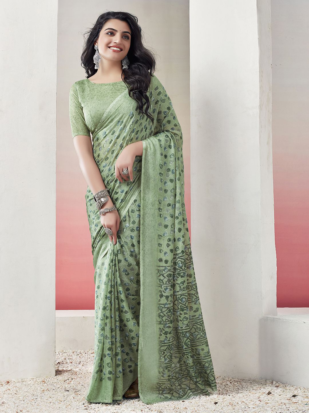 

KALINI Geometric Printed Saree, Green