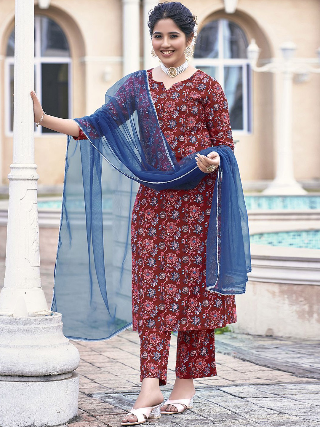 

KALINI Ethnic Motifs Printed Notched Neck Straight Kurta with Trousers & Dupatta, Red