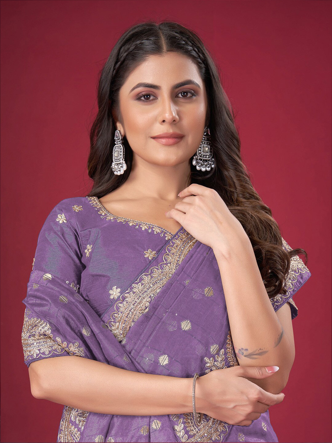 

Saree mall Ethnic Motifs Woven Design Embroidered Sarees, Purple