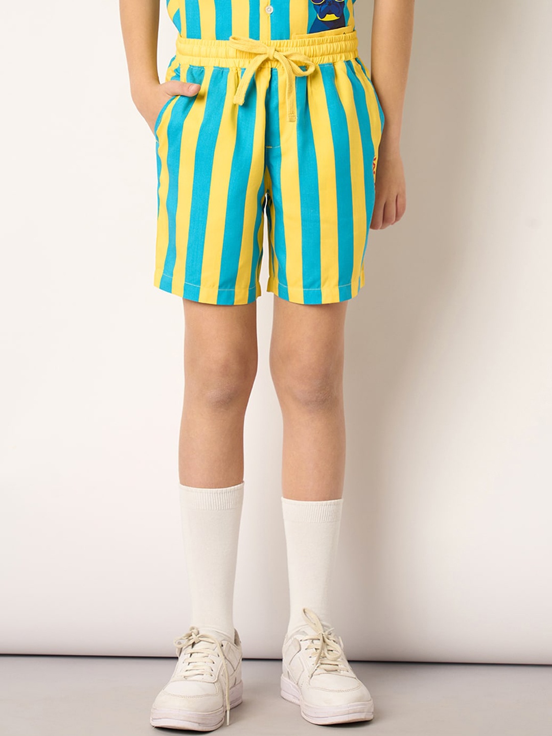 

Jack & Jones Junior Boys Striped Mid-Rise Shorts, Yellow