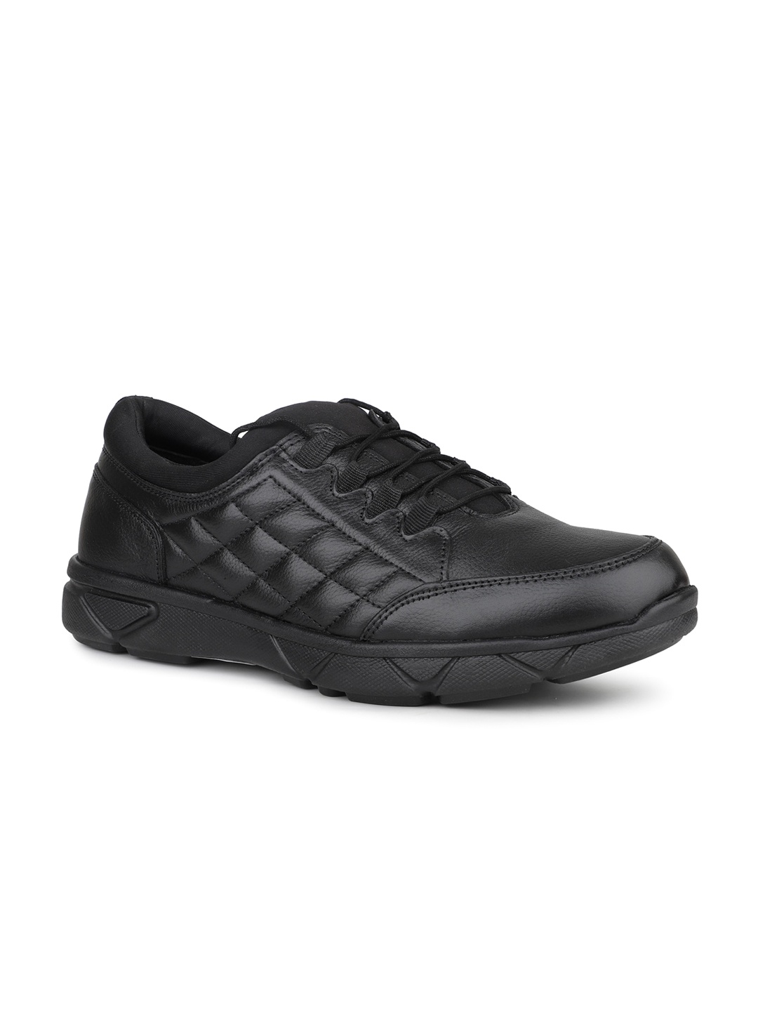 

ATESBER by Inc.5 Men Round Toe Leather Sneakers, Black