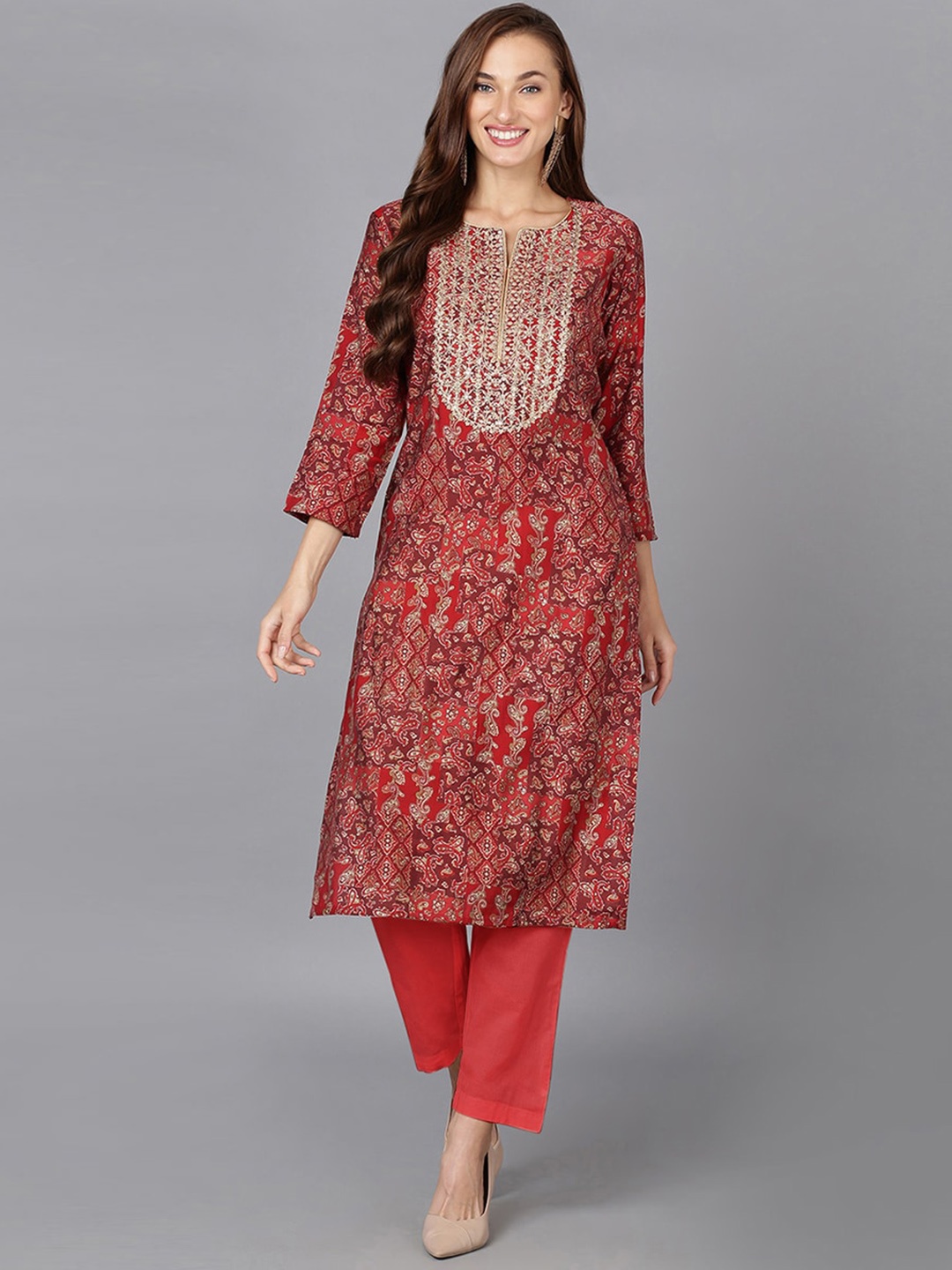 

AHIKA Floral Printed Round Neck Sequinned Straight Kurta, Red