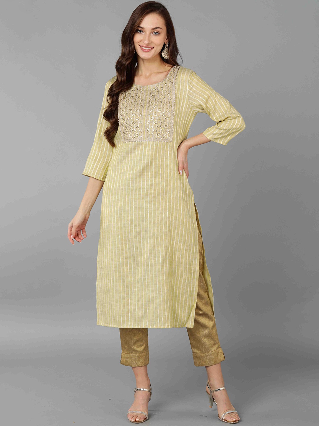 

AHIKA Embroidered Round Neck Sequined Cotton Straight Kurta, Green