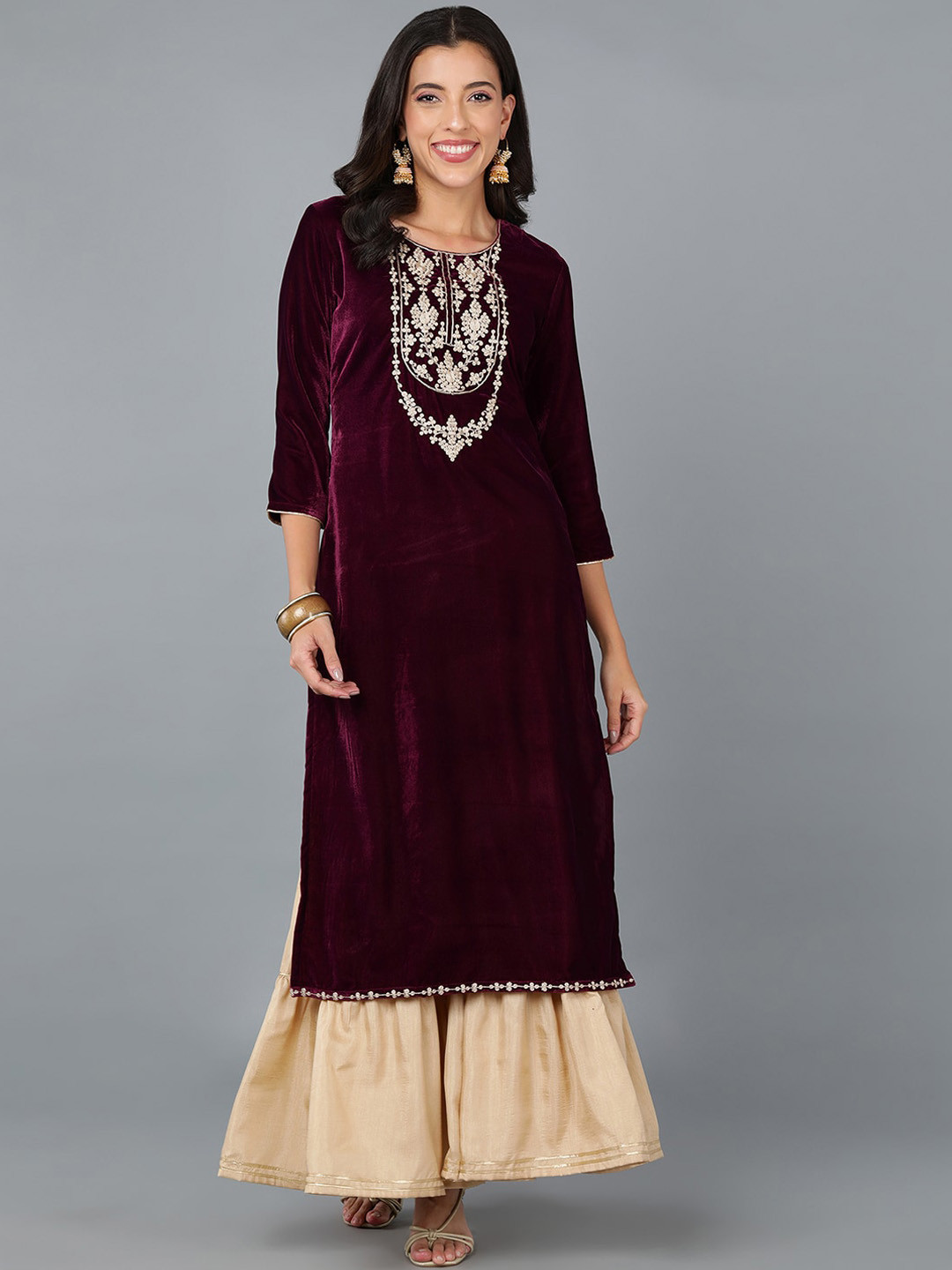 

AHIKA Floral Yoke Embroidered Straight Velvet Kurta, Maroon