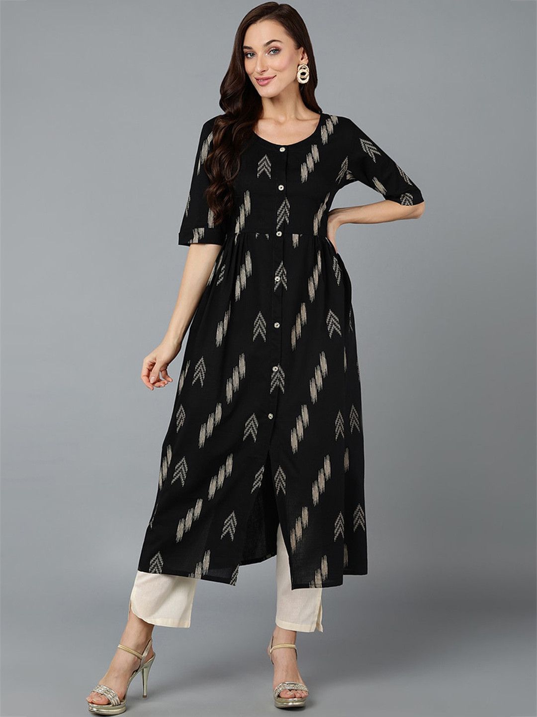 

AHIKA Ethnic Motifs Printed Round Neck Cotton A-Line Kurta, Black