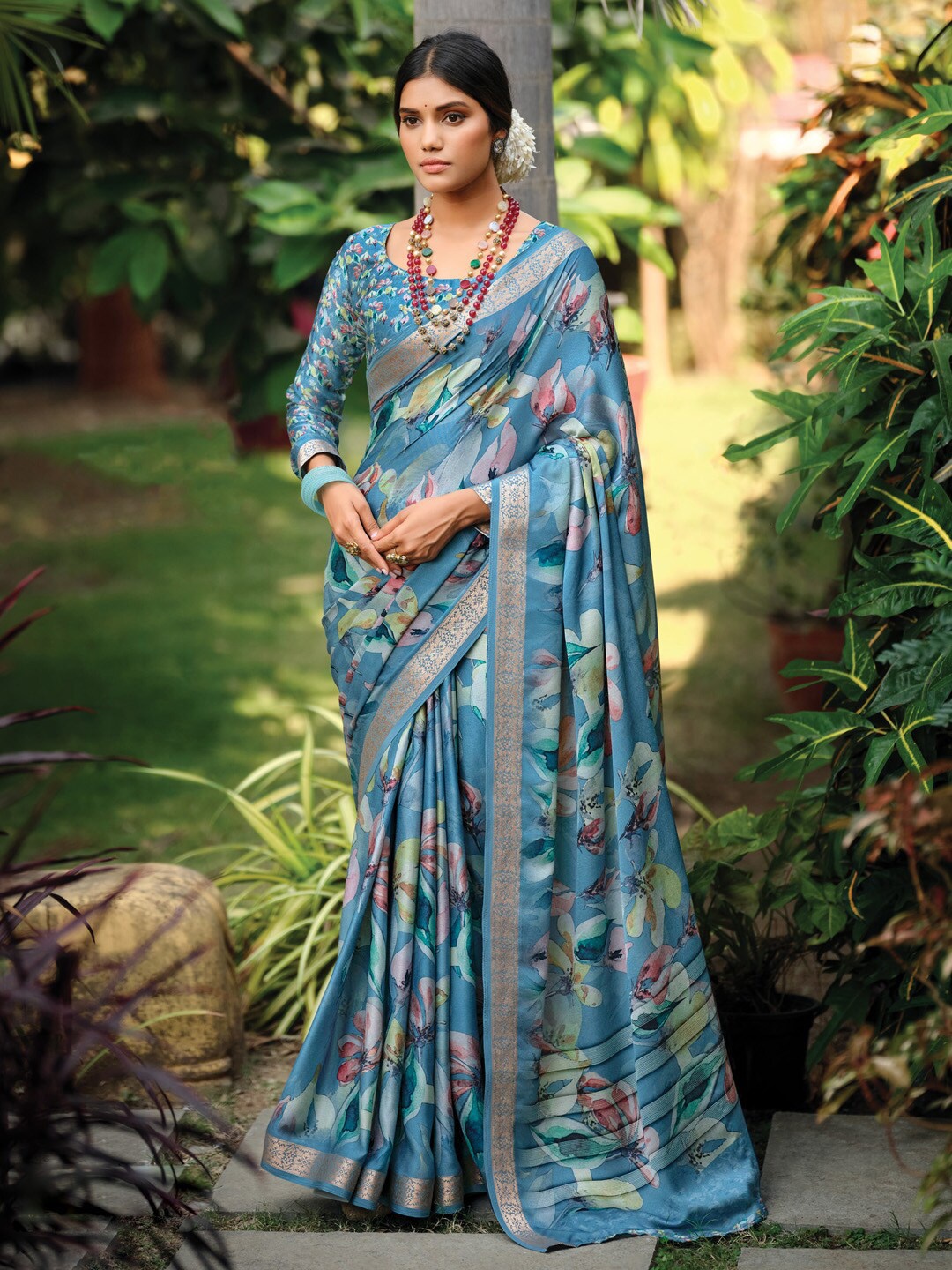 

Saree mall Floral Printed Zari Satin Saree, Blue