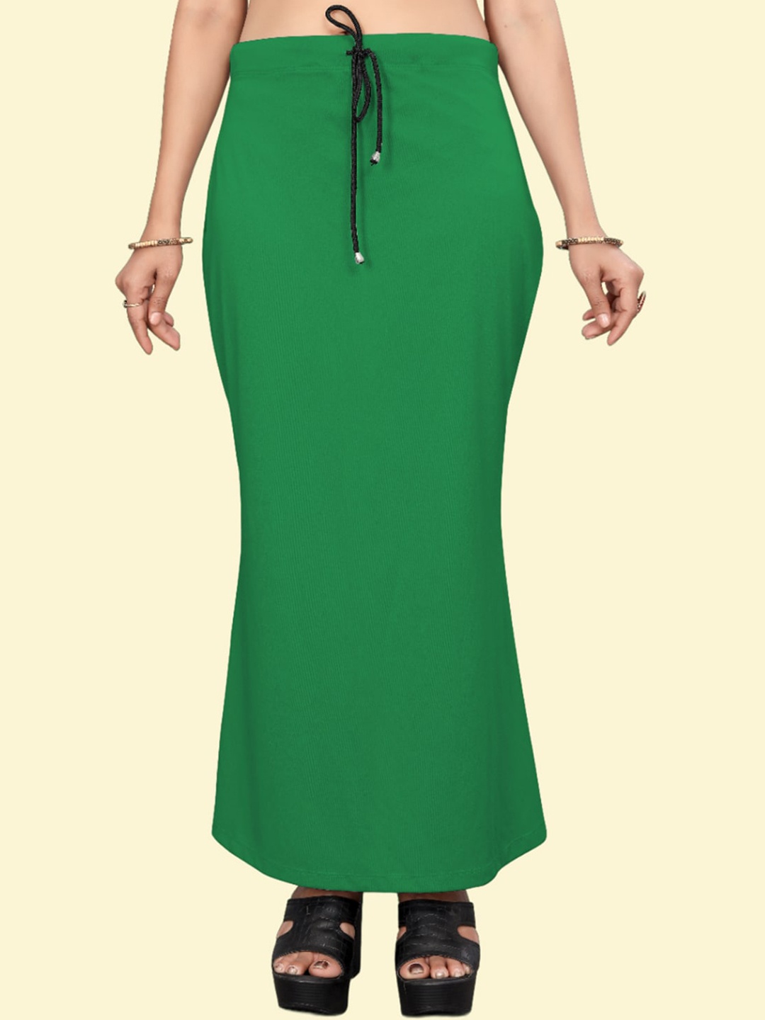 

Leeza Store Skin-Friendly Stretchable Saree Shapewear, Green