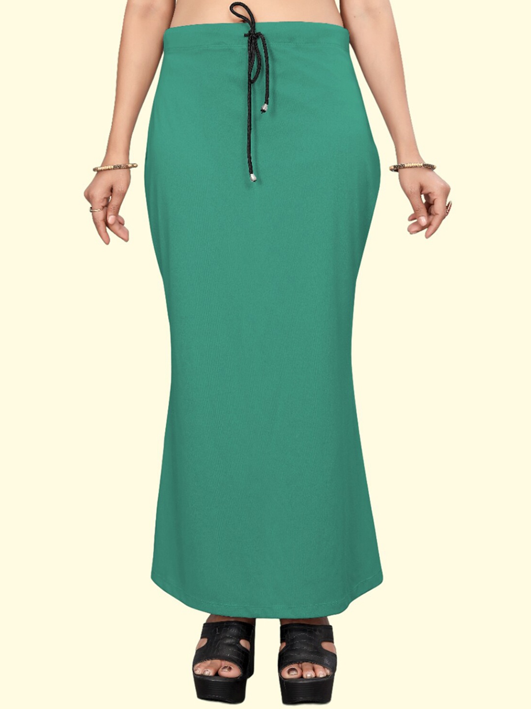 

Leeza Store Skin-Friendly Stretchable Saree Shapewear, Green