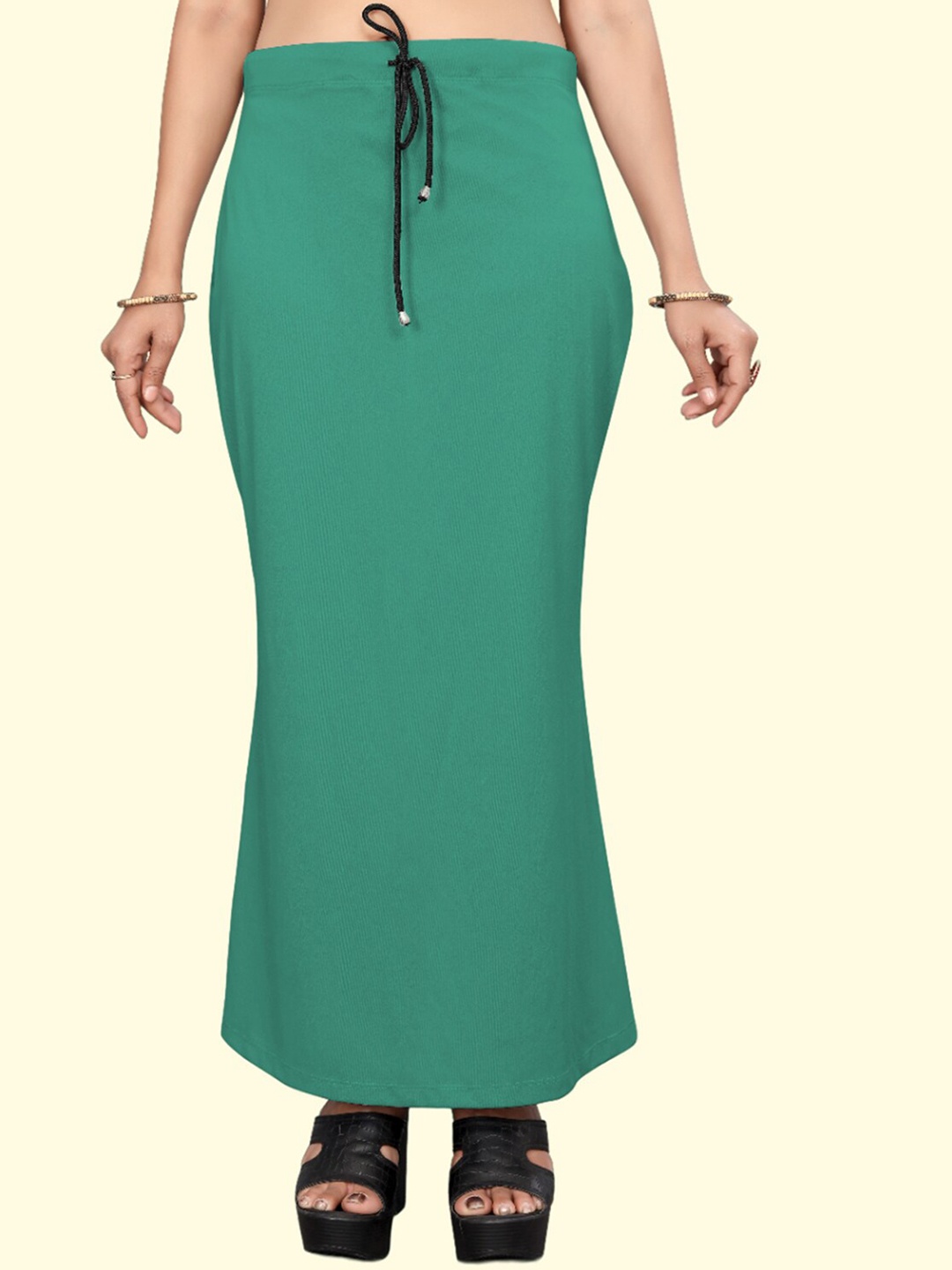 

Leeza Store Skin-Friendly Stretchable Saree Shapewear, Green