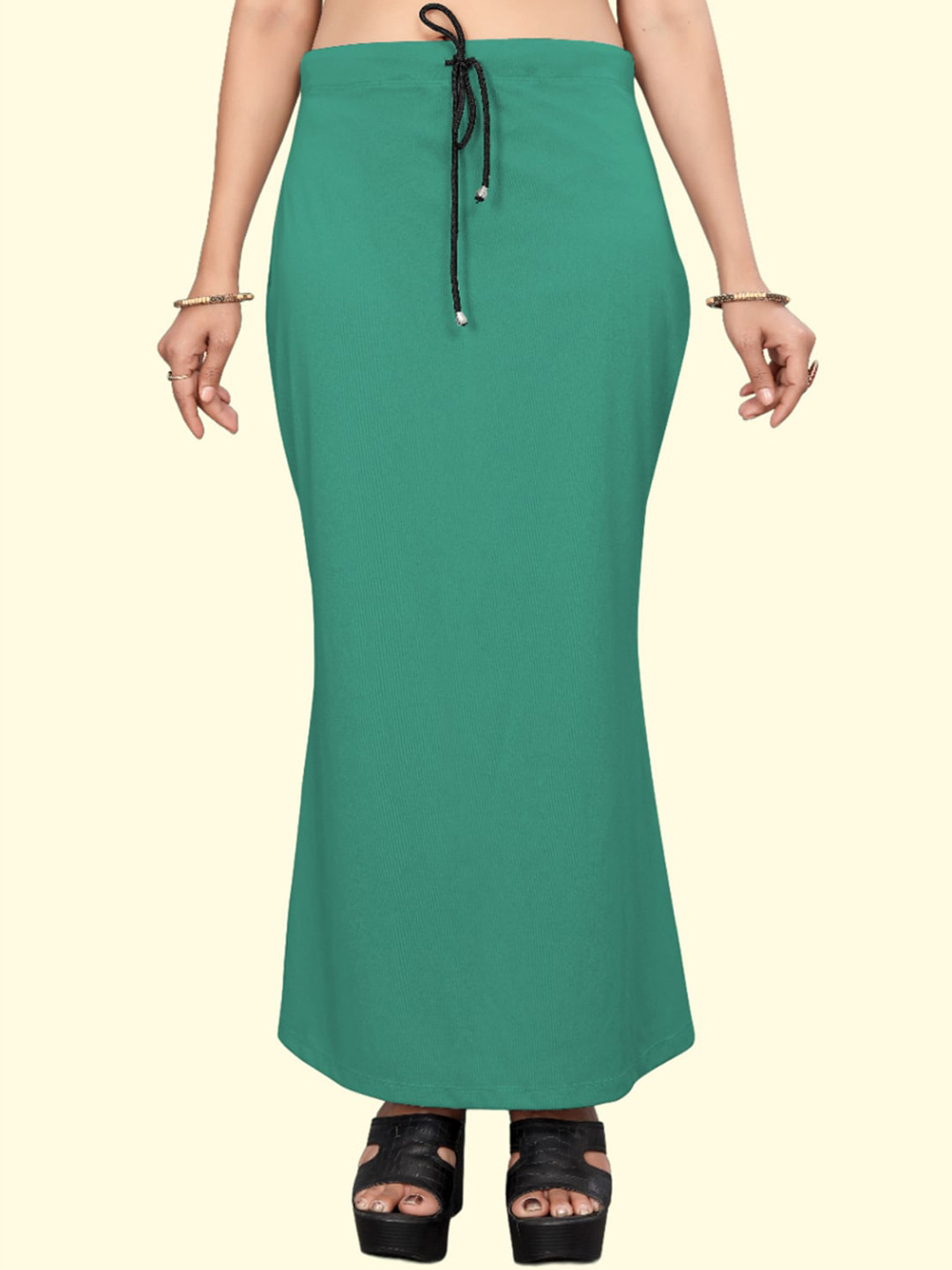 

Leeza Store Skin-Friendly Stretchable Saree Shapewear, Green