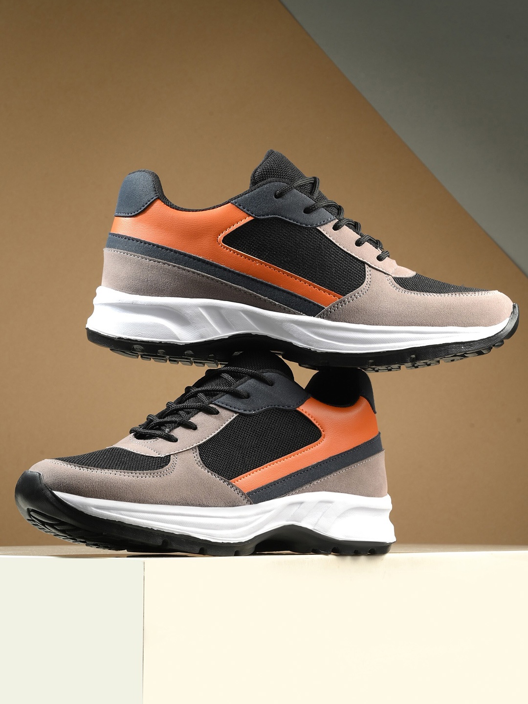

The Roadster Lifestyle Co. Men Black Colourblocked Lace-Up Running Sports Shoes