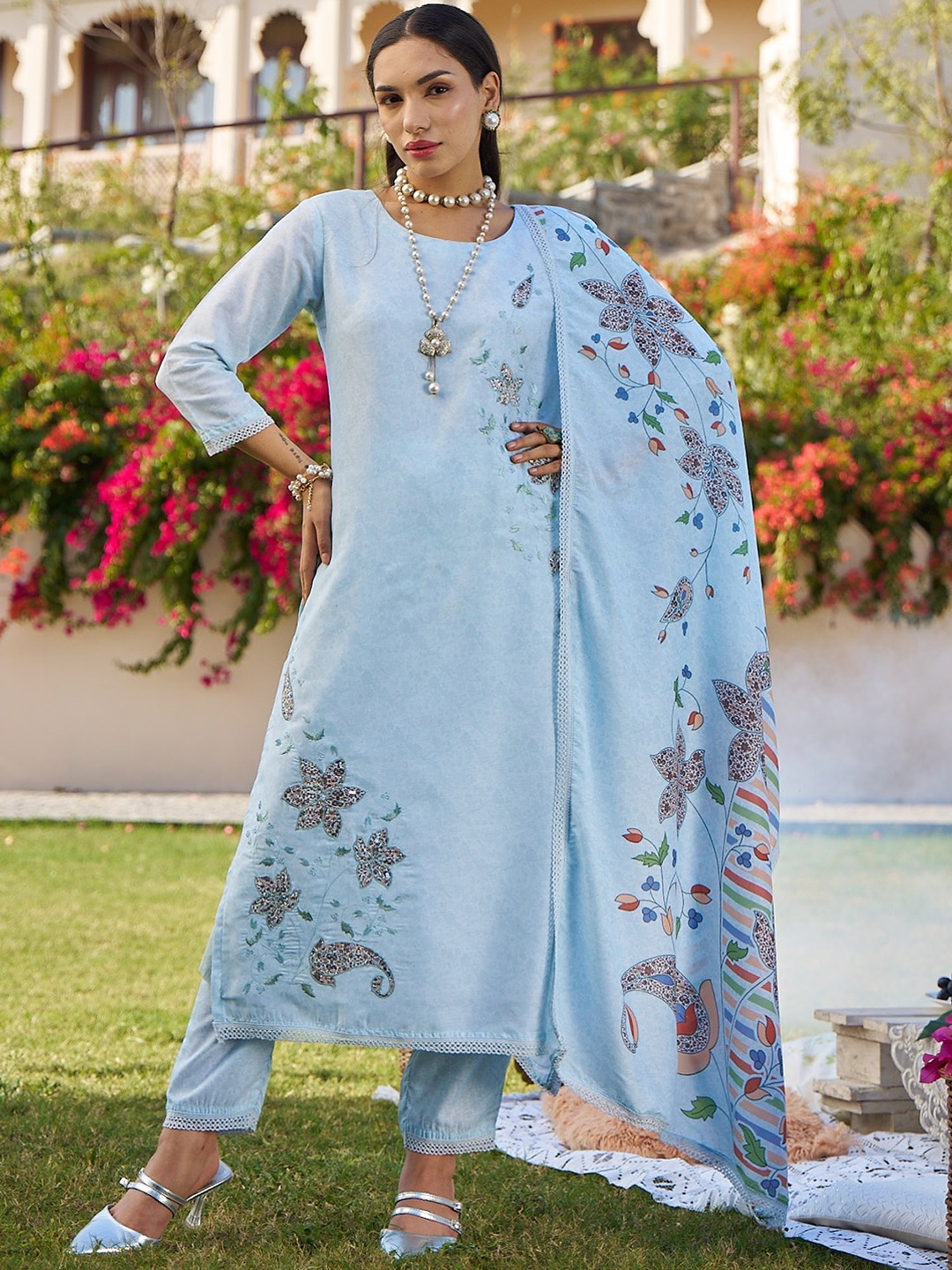 

Sangria Digital Printed Round Neck Straight Kurta With Trousers & Dupatta, Blue