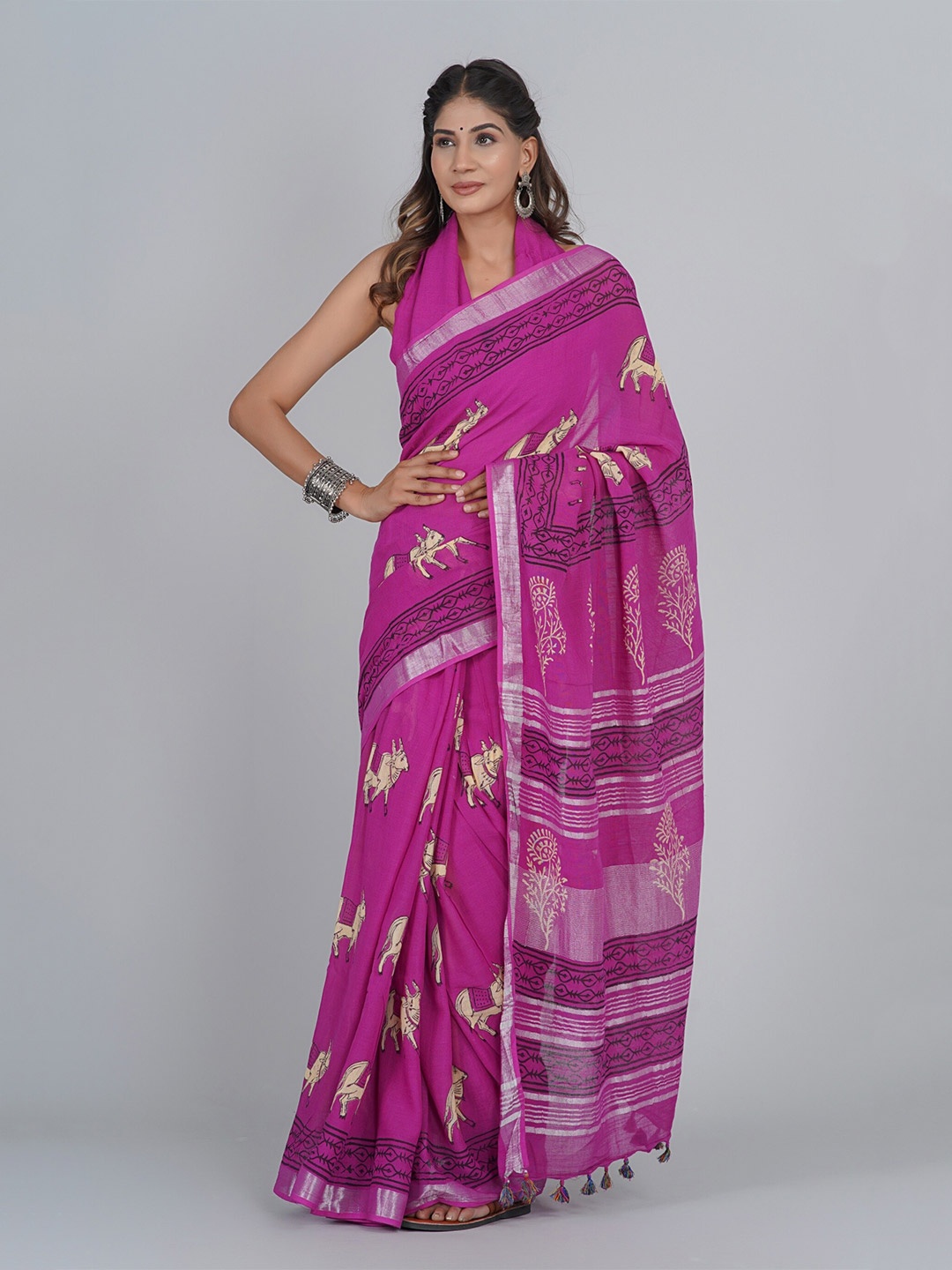 

Shivanya Handicrafts Pure Cotton Ethnic Motif Block Print Saree, Purple