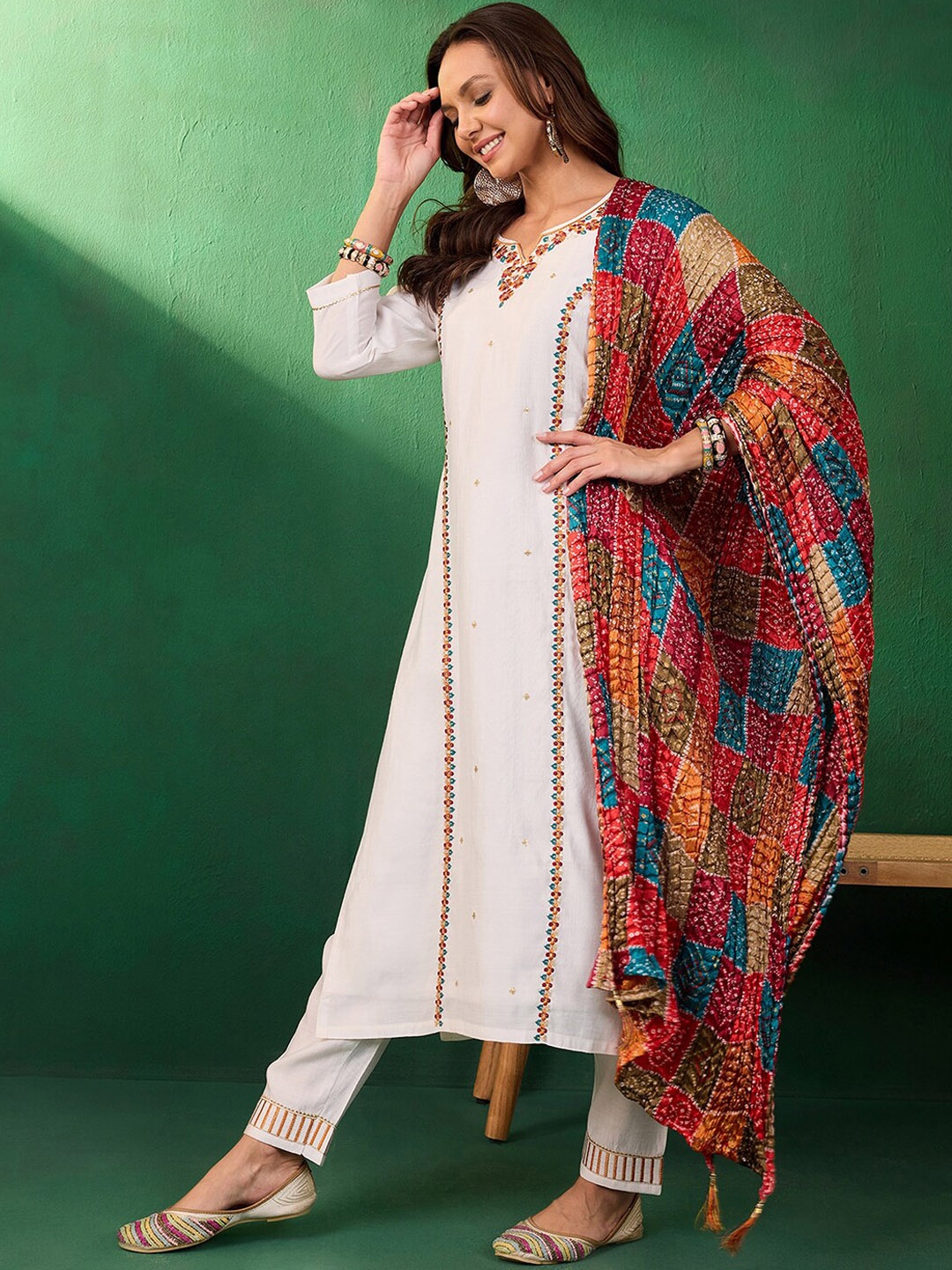 

Sangria Sequence & Zari Embroidered Round Neck Panelled Kurta With Trousers & Dupatta, White