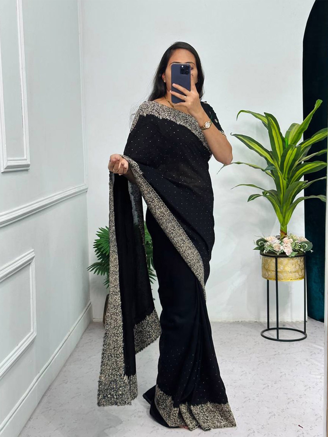 

Pionex Embellished Embroidered Saree, Black