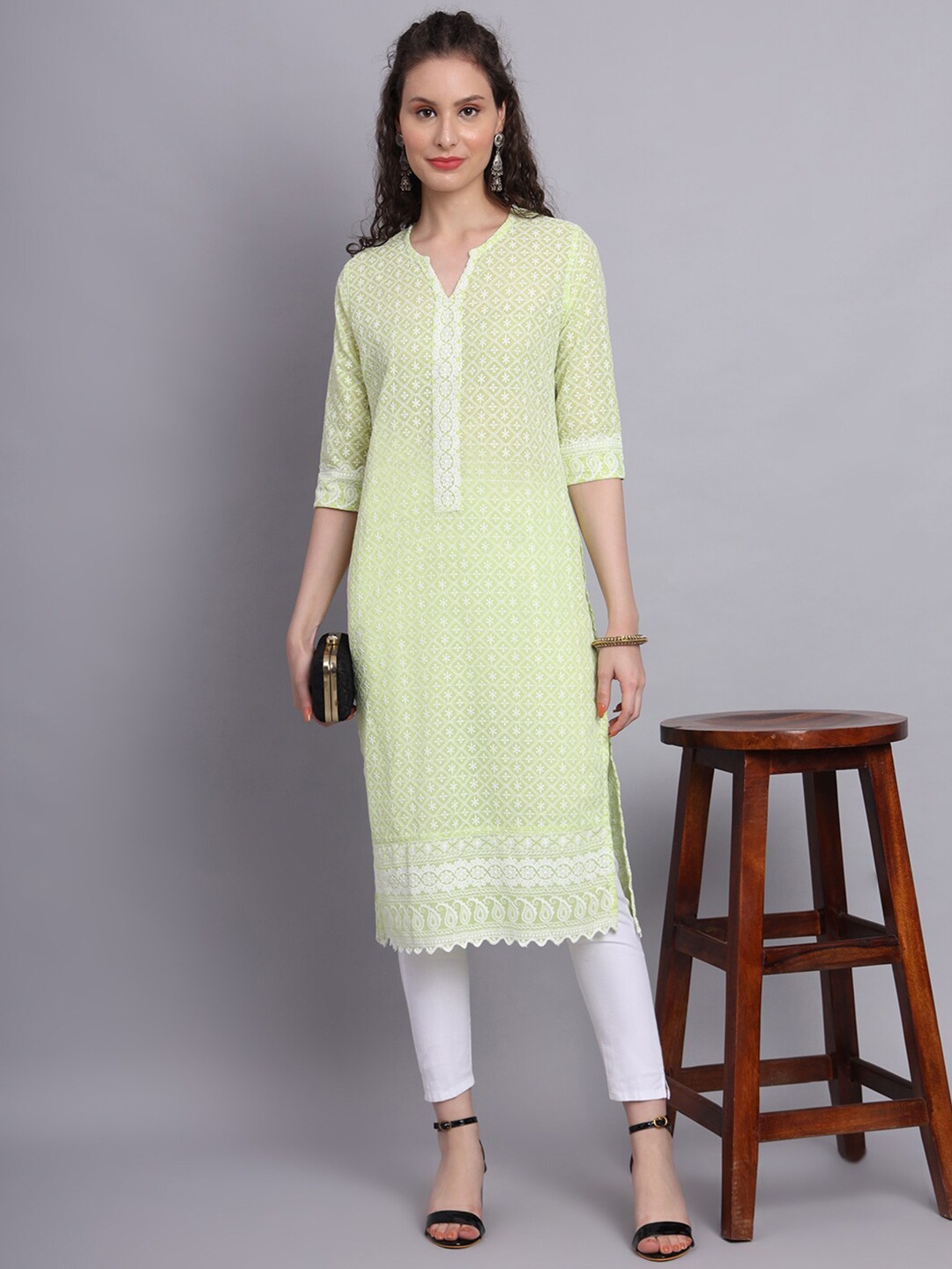 

KALINI Ethnic Motifs Embroidered Chikankari Pure Cotton Straight Kurta, Green