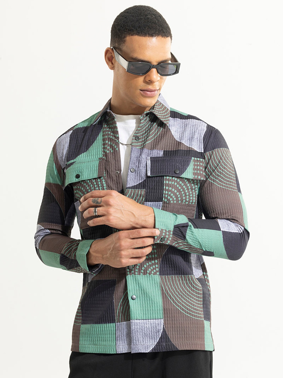 

Snitch Brown & Green Geometric Printed Classic Tailored Fit Casual Shirt