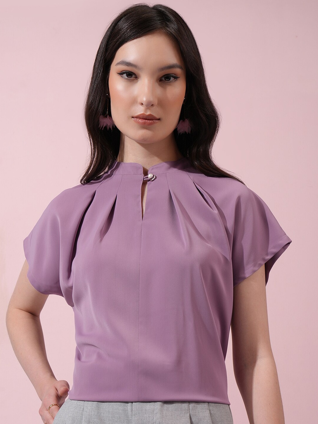 

Tokyo Talkies Keyhole Neck Pleated Top, Lavender