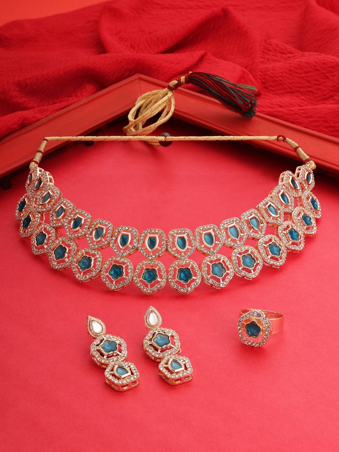 

AMI Gold-Plated Stone Studded Jewellery Set