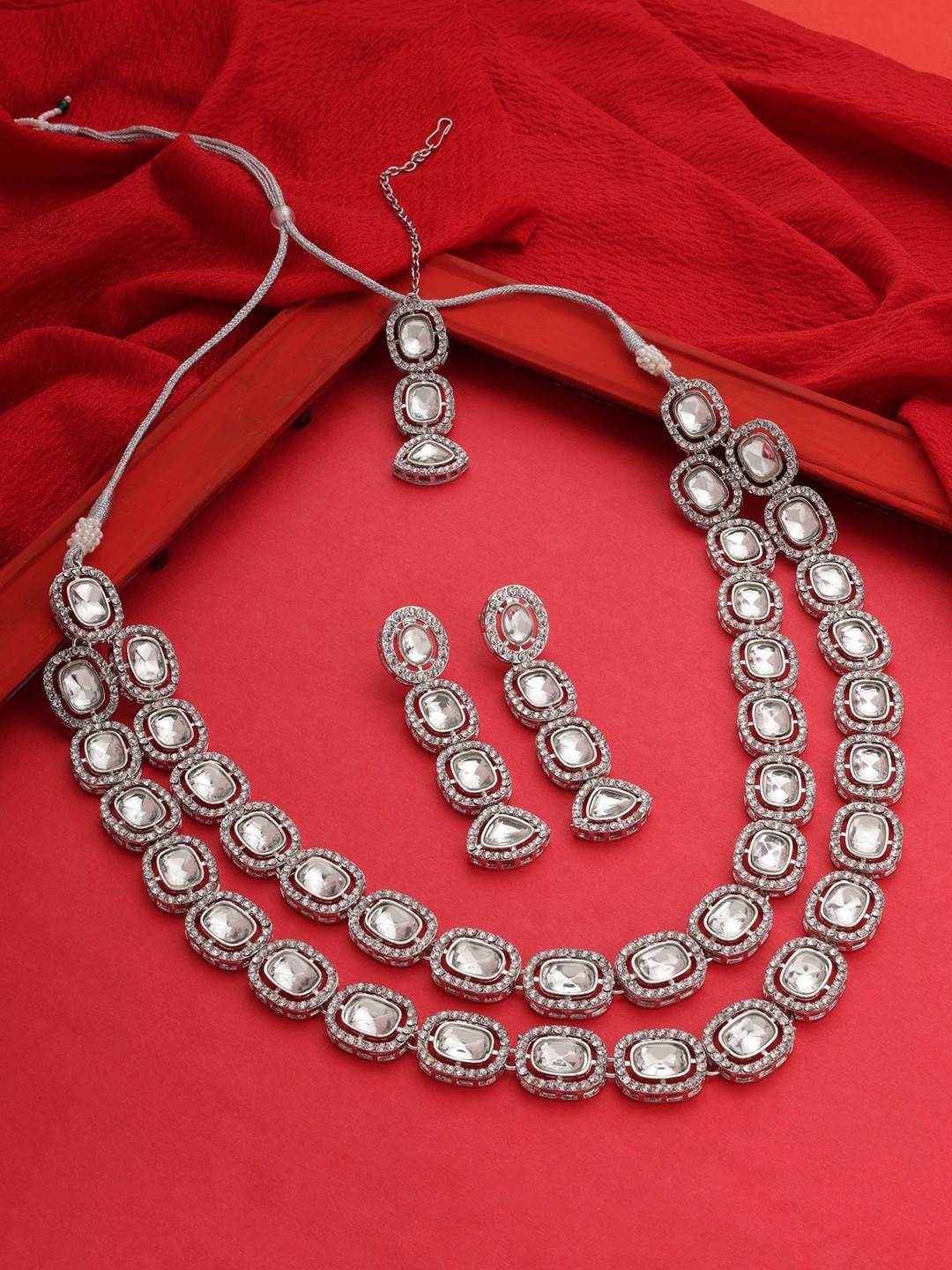 

AMI Silver Plated & Stone Studded Jewellery Set