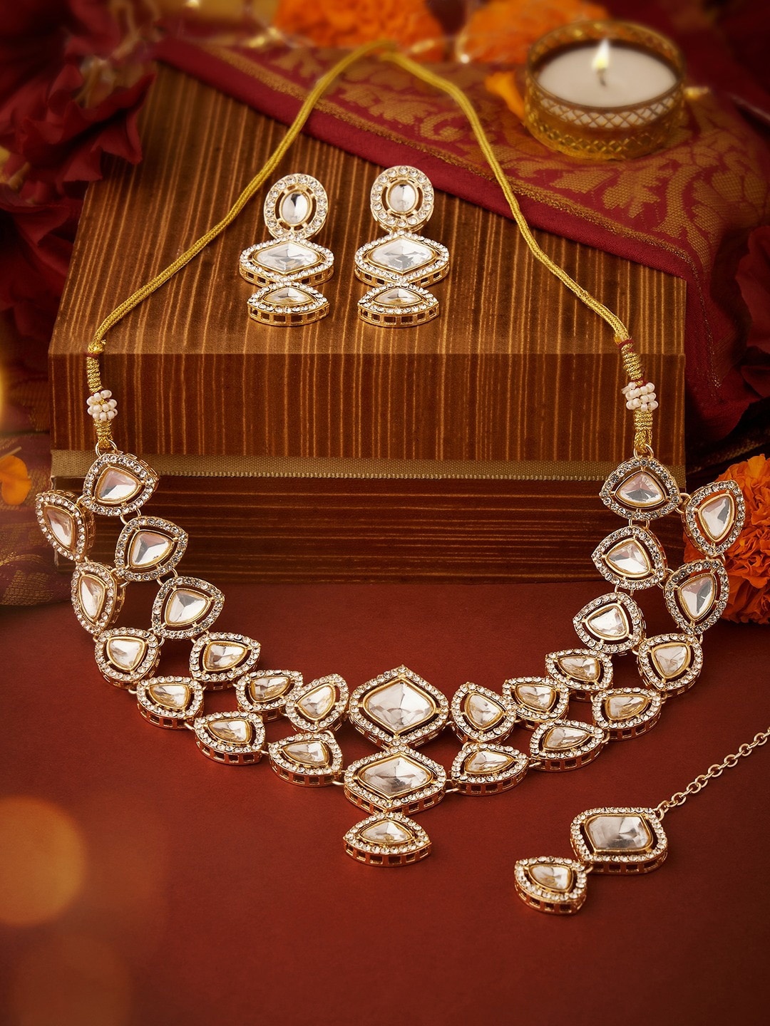 

AMI Gold-Plated Stone-Studded Necklace and Earrings With Maang Tika