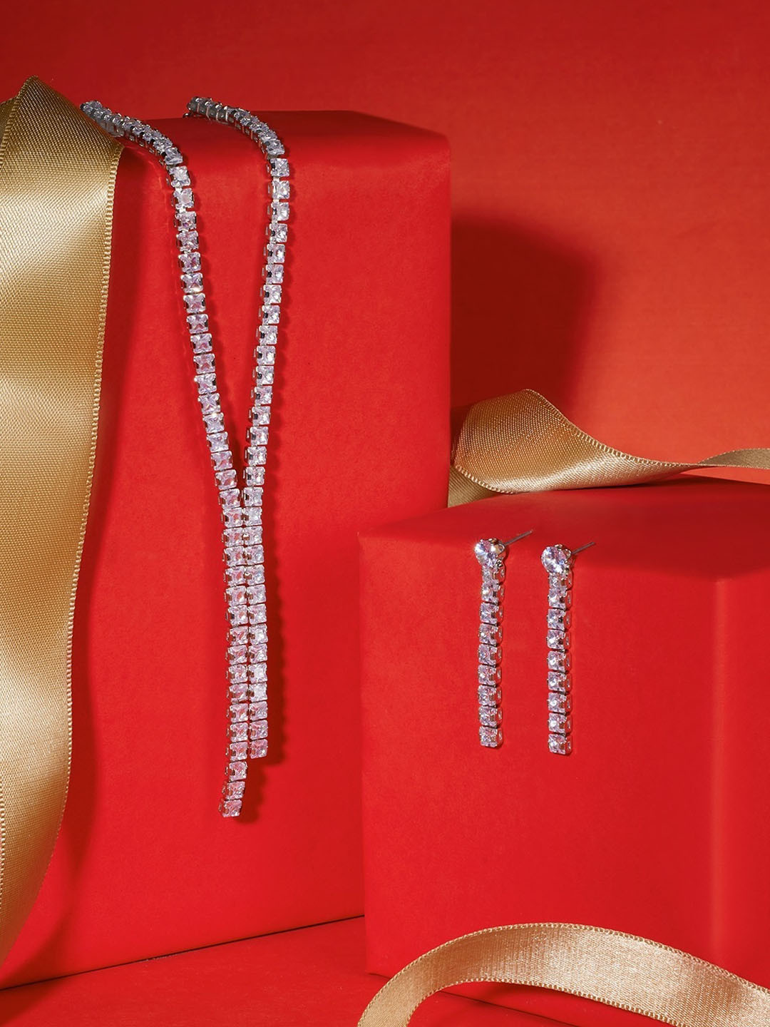 

AMI Stone Studded Jewellery Set, Silver
