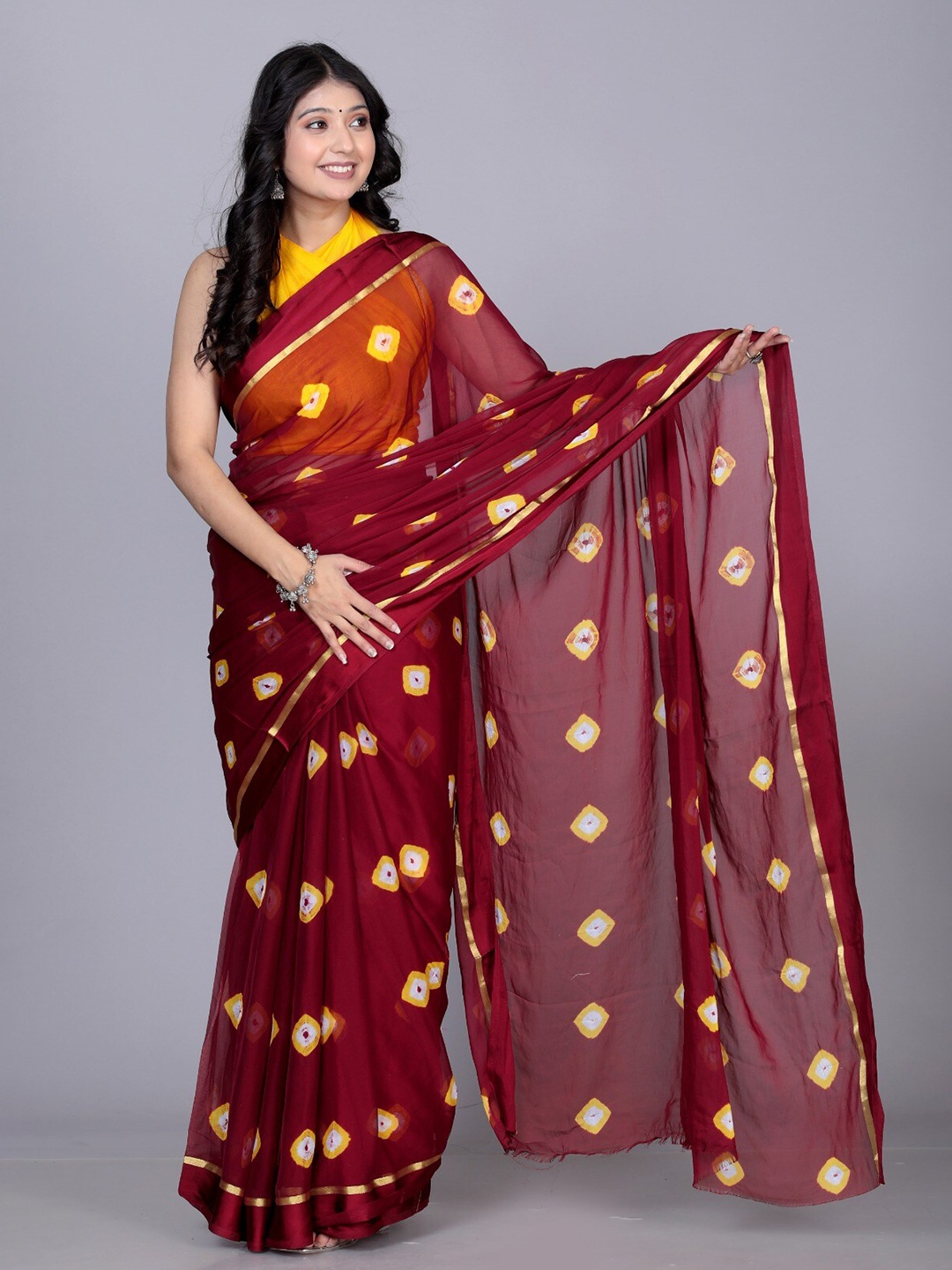 

VL SAREES Tie and Dye Zari Pure Chiffon Bandhani Saree, Maroon