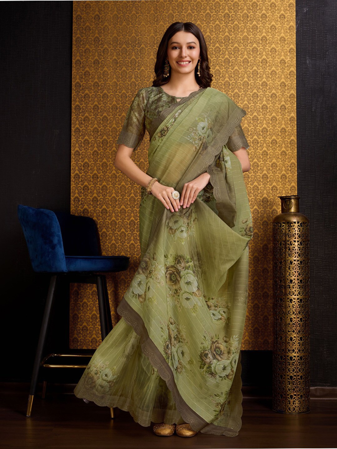 

Ishin Floral Printed Embellished Beads and Stones Organza Saree, Green