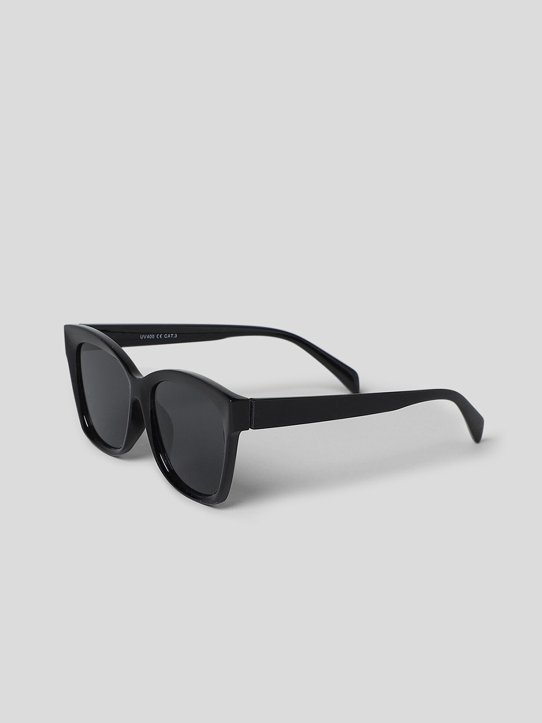 

ONLY Women ONLCLASSIC Oversized Sunglasses with UV Protected Lens 1149014001, Black