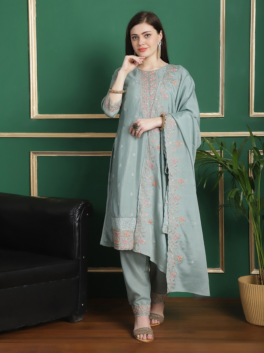 

Stylee LIFESTYLE Floral Embroidered Beads and Stones Unstitched Dress Material, Turquoise blue
