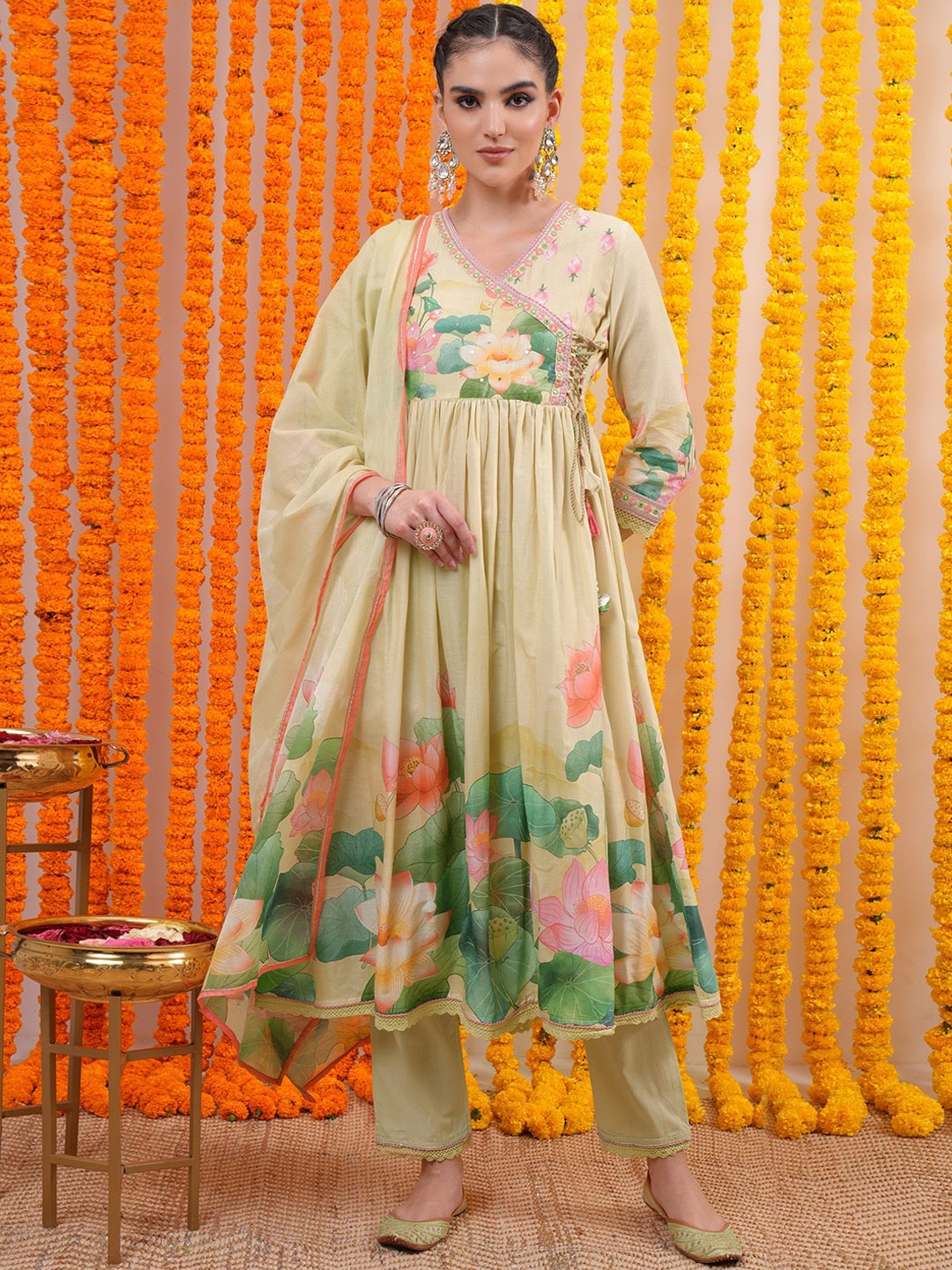 

Vishudh Cream-Coloured Floral Printed Pure Cotton Anarkali Kurta & Trousers With Dupatta