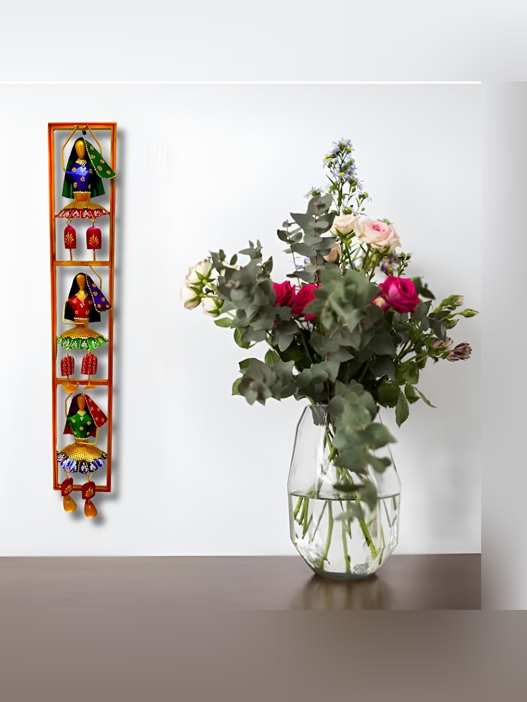 

PRANJALS HOUSE Red & Blue Metal 3 Doll 3D Metal Frame Wall Decor, Gold