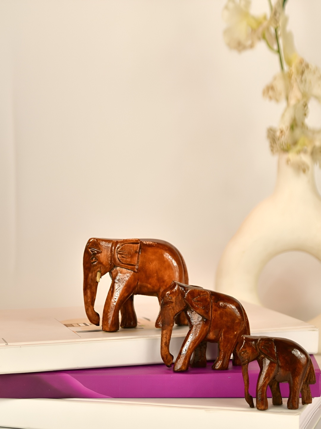 

SOWPEACE Brown 3 Pieces Descending Elephant Figurine Wooden Showpiece