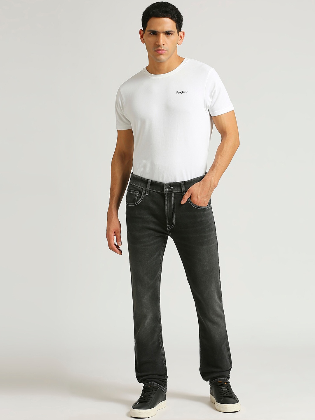 

Pepe Jeans Men Slim Fit Clean Look Light Fade Stretchable Jeans, Black