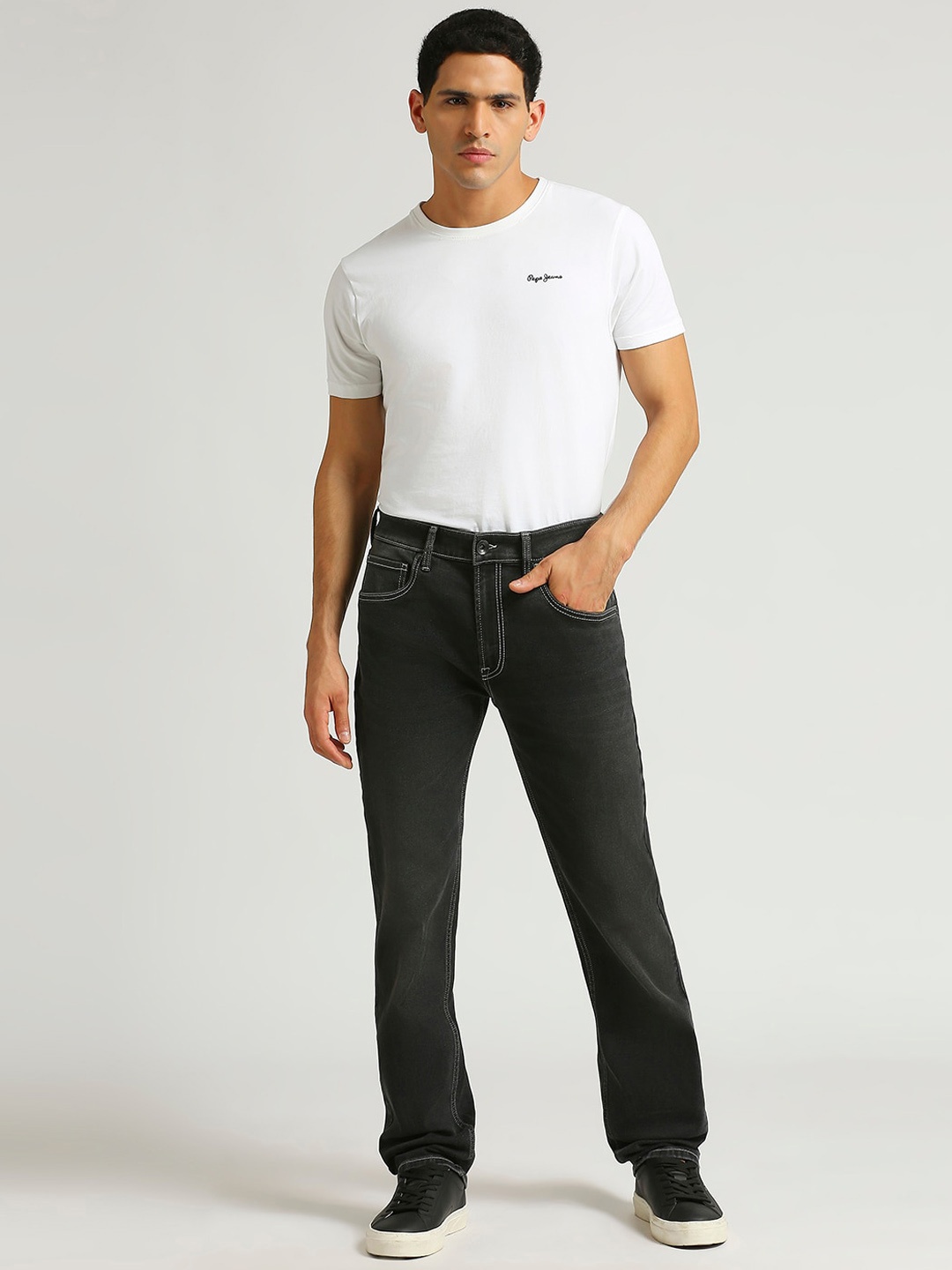 

Pepe Jeans Men Holborne Straight Fit Mid Rise Clean Look Stretchable Jeans, Black