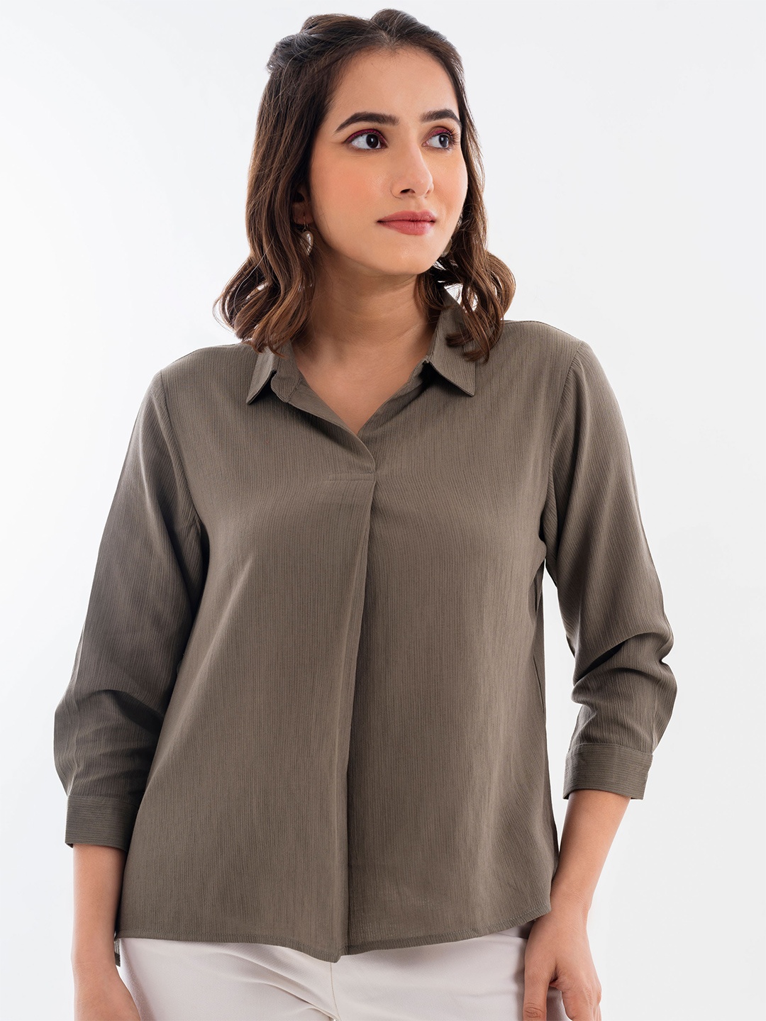 

Halff Grey Classic Spread Collar Casual Shirt, Taupe