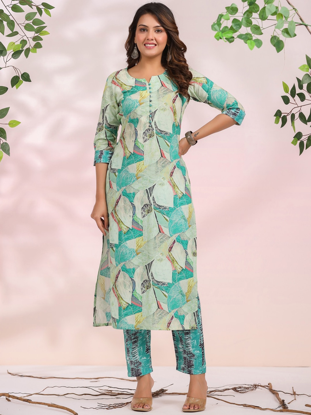 

KALINI Ethnic Motifs Printed Regular Kurta With Trousers, Green