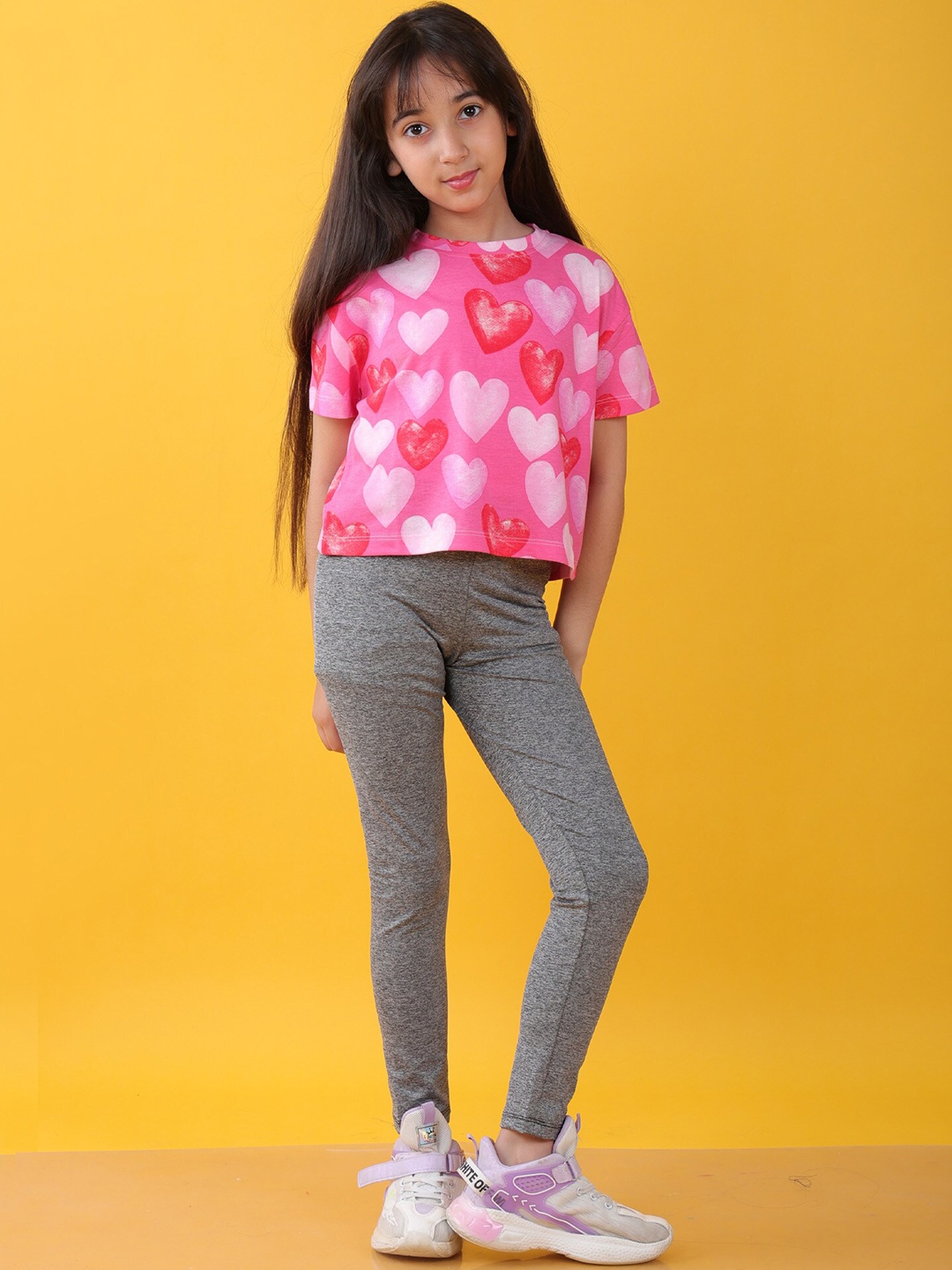 

Anthrilo Girls Printed T-shirt with Leggings, Pink