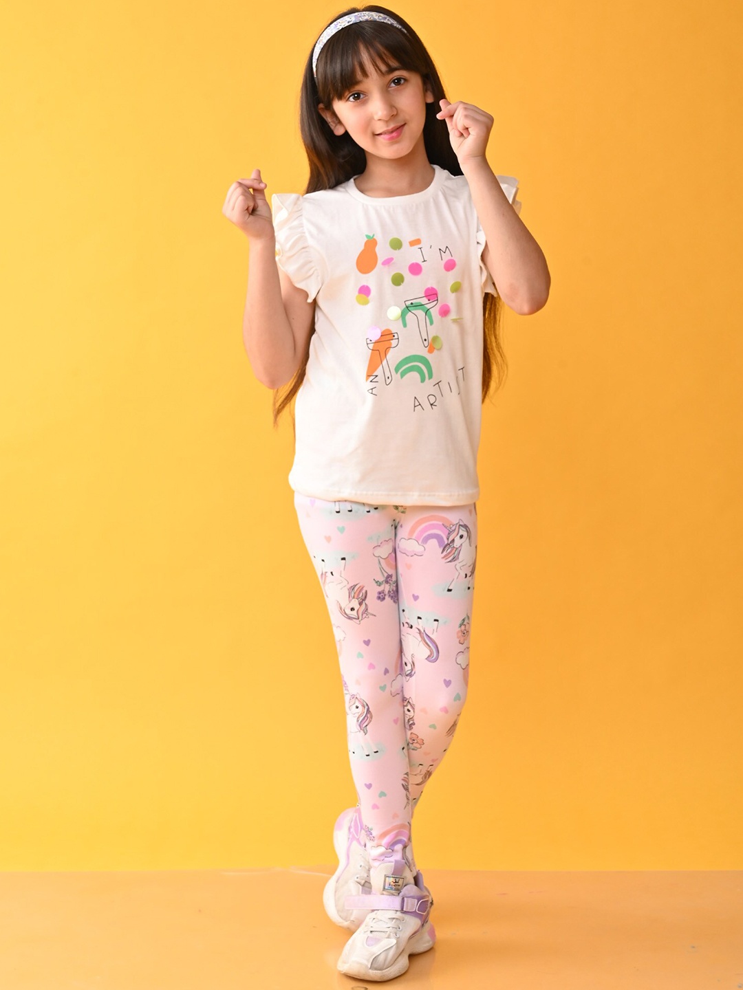 

Anthrilo Girls Printed T-shirt with Leggings, White