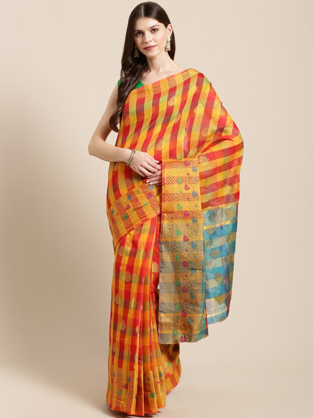 

Shaily Checked Zari Saree, Red