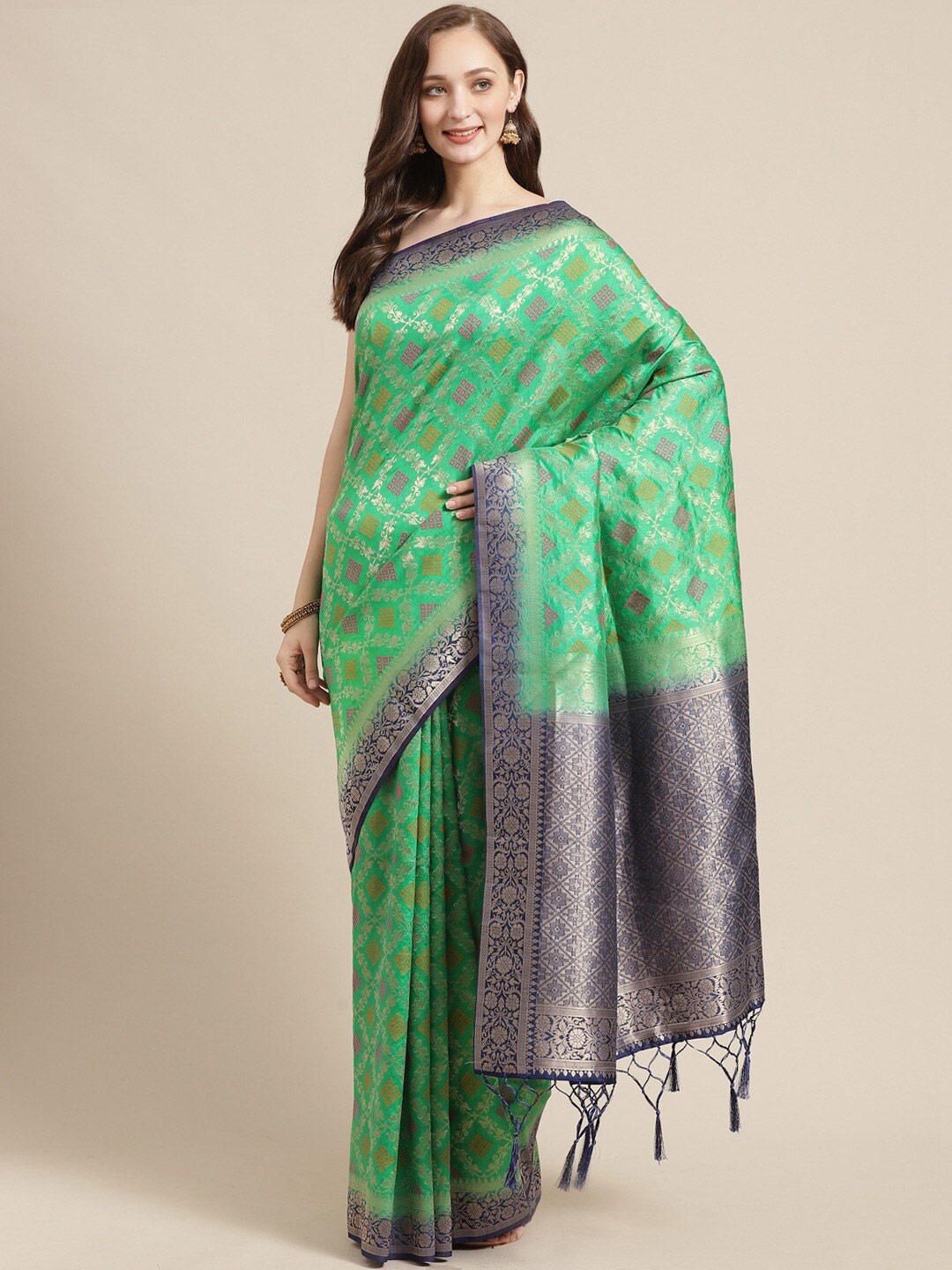 

Shaily Ethnic Motifs Zari Silk Blend Saree, Green