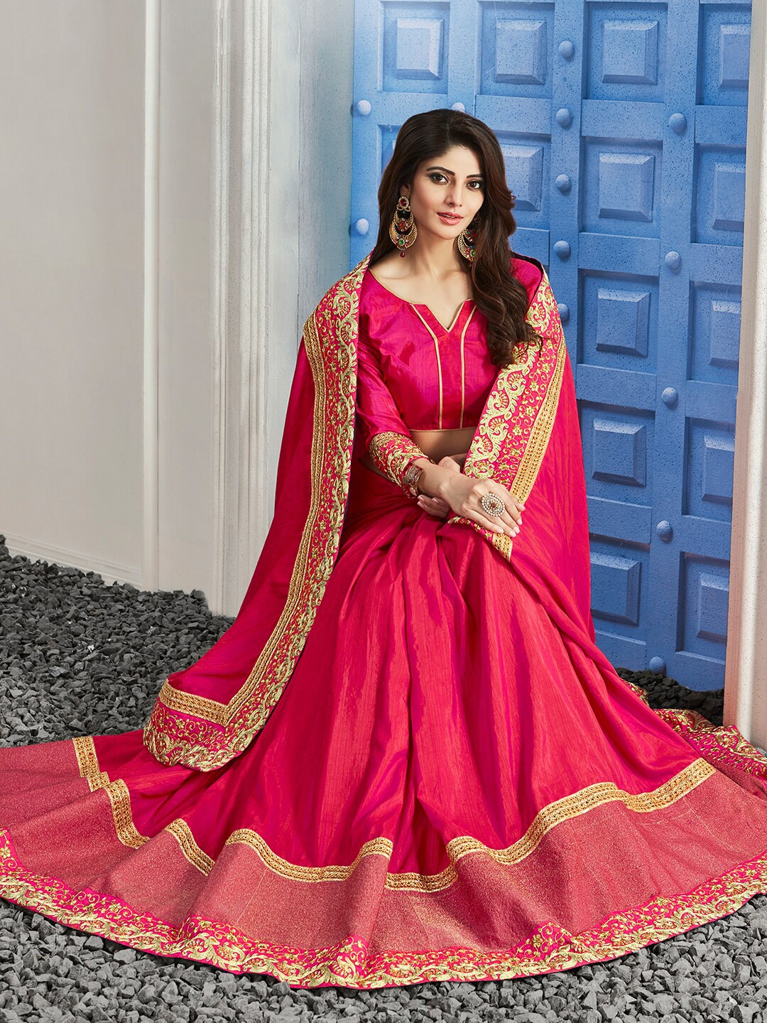 

Shaily Embroidery Detailed Saree, Pink