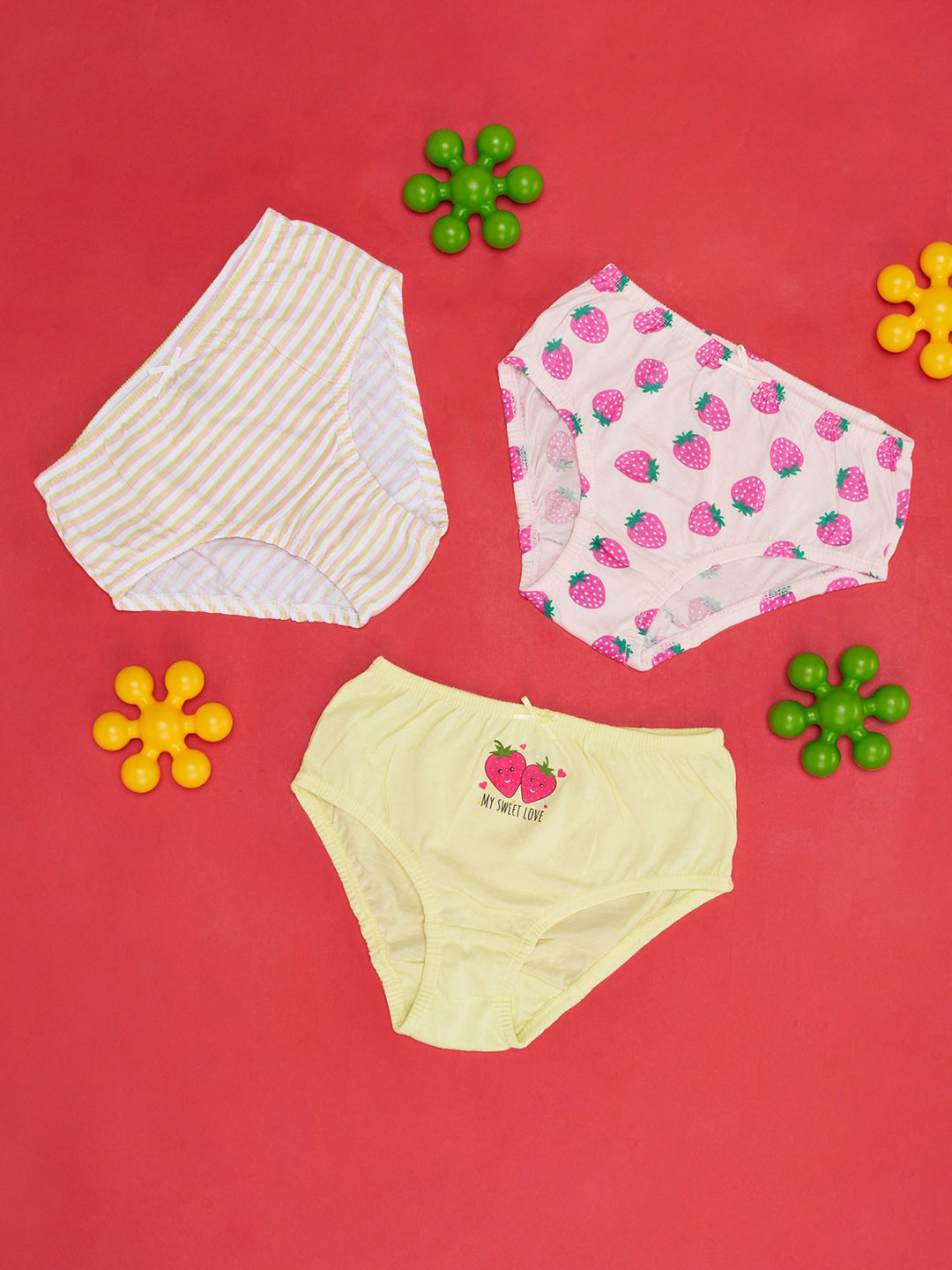 

Pantaloons Junior Girls Pack Of 3 Pure Cotton Basic Briefs, Yellow