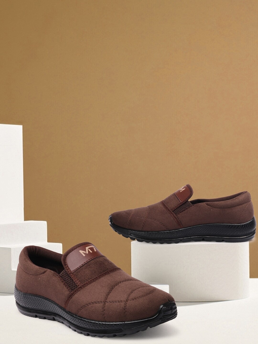 

M7 by Metronaut Men Textured Round Toe Lightweight Loafers, Brown